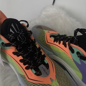 Nike Men's Multicolor Athletic Running Shoes - Peach, Lime & Black